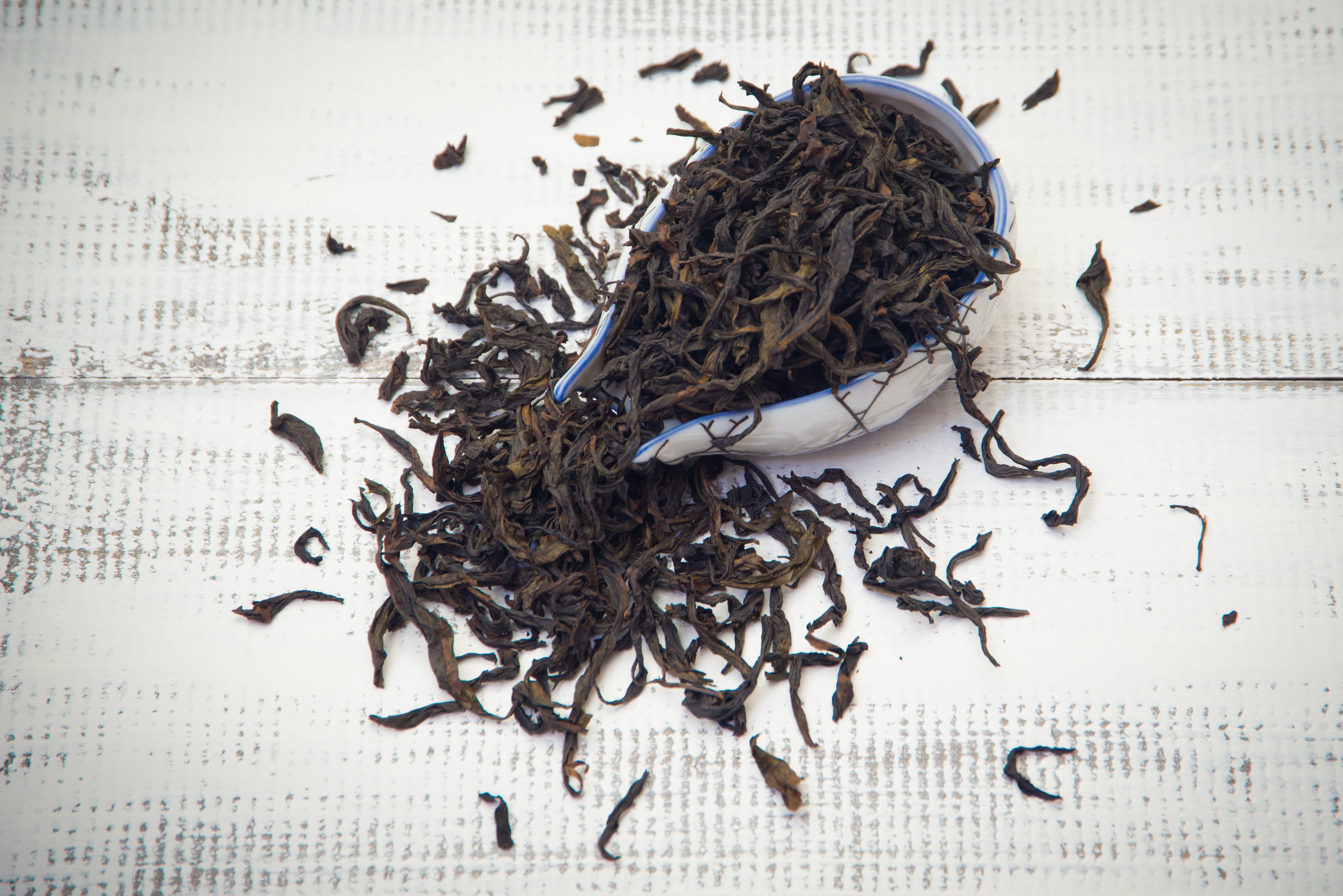 Pu Erh richtig genießen: So findest du deinen Geschmack zwischen Erdigkeit, Süße und Reife