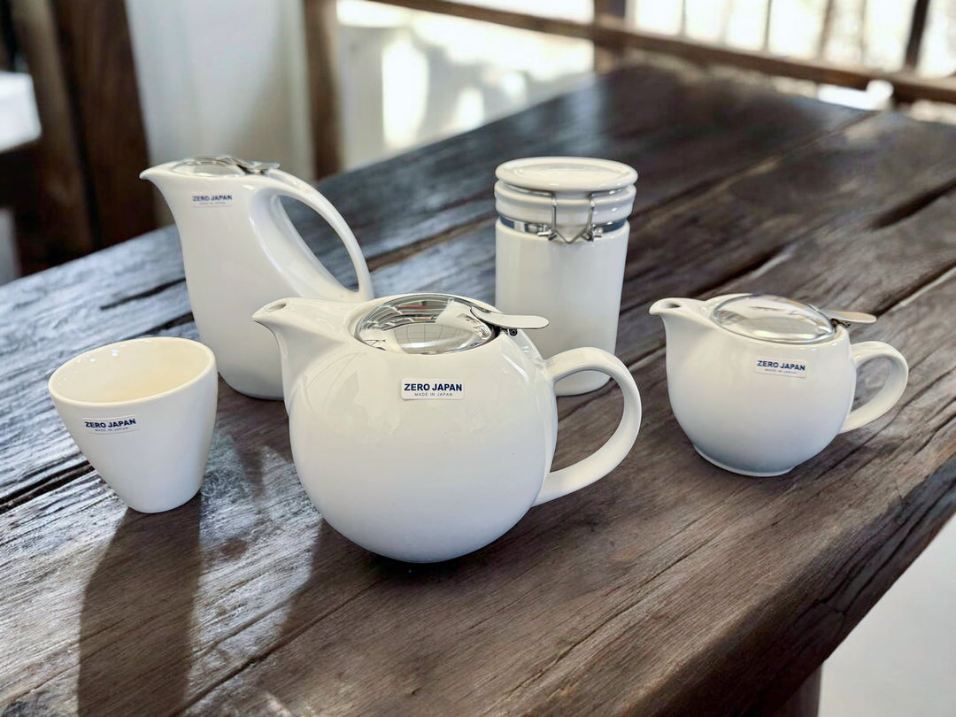 verschiedene Zero Japan Produkte im Farbton White (Weiß)