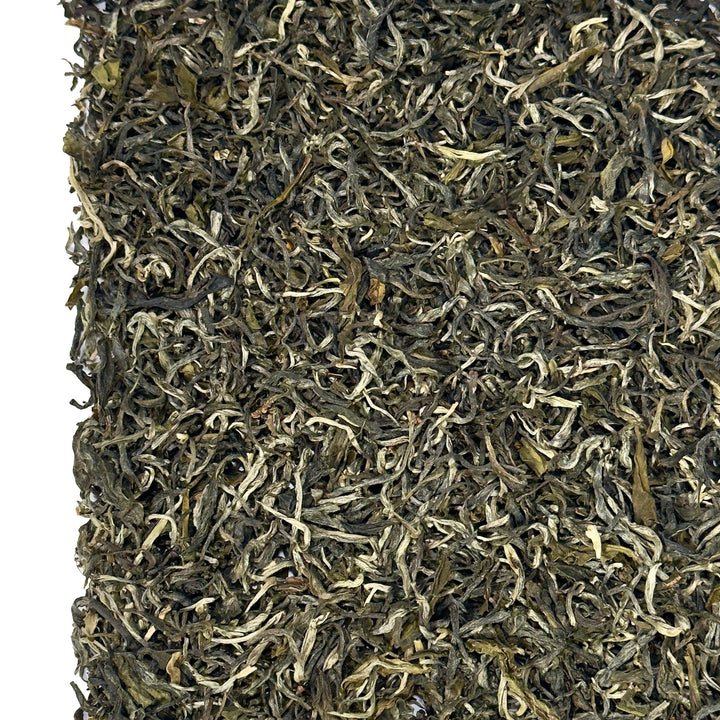 China Yunnan Special White Leaf Tea